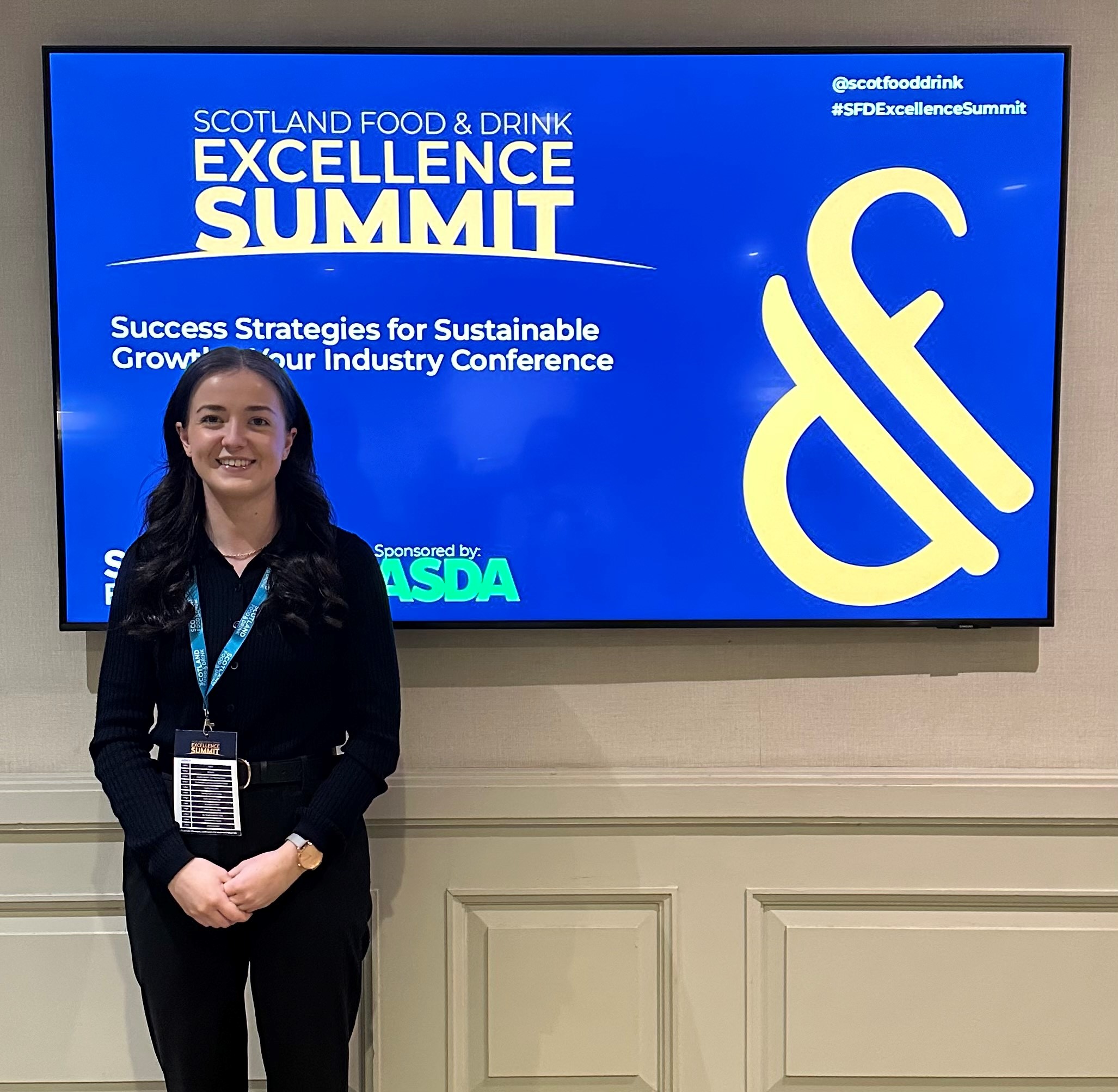 Anna C @ Excellence Summit (002)